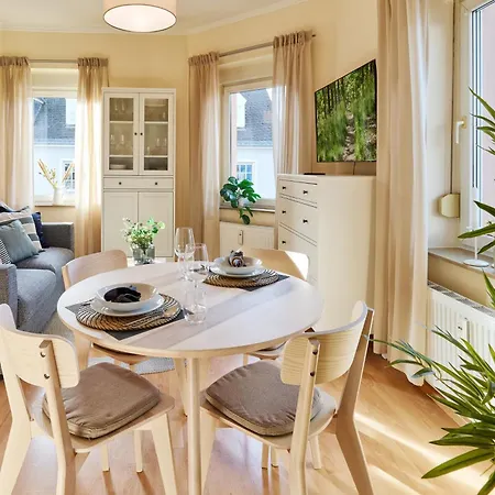 Marx - Stilvolles Studio-apartment Im Stadtzentrum - Ideal Fuer Paare & Geschaeftsreisende, Gratis Wlan *